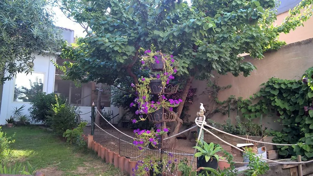 La Jacaranda Hotel SantʼAntìoco